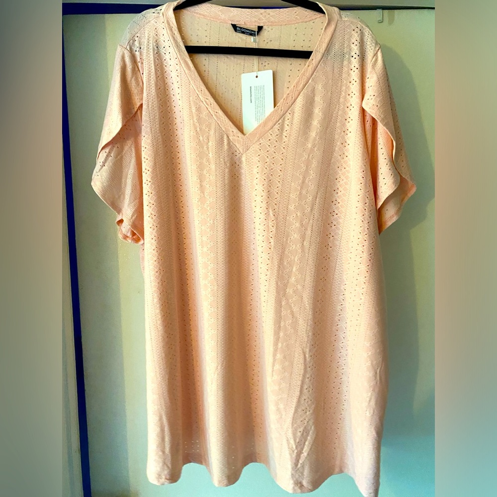 BloomChic Blouse Size 26 NWT